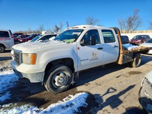 GMC Sierra K3500 6.6L 8 2014