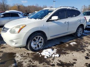 Nissan Rogue S 2.5L 4 2012