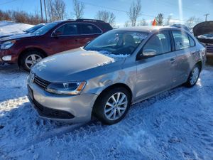 Volkswagen Jetta SE 1.8L 4 2014