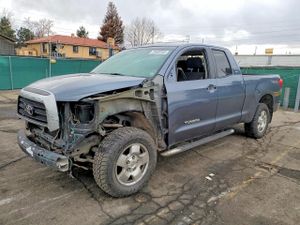Toyota Tundra DOUBLE CAB 5.7L 8 2008