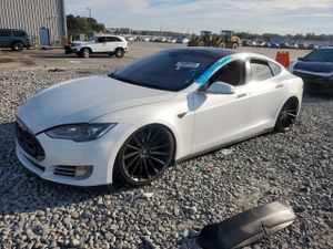 Tesla Model S 2013