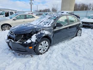 Chevrolet Cruze LS 1.8L 4 2013