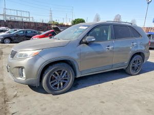 Kia Sorento LX 2.4L 4 2014