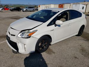 Toyota Prius 1.8L 4 2014