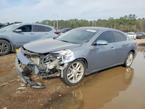 Nissan Maxima S 3.5L 6 2010