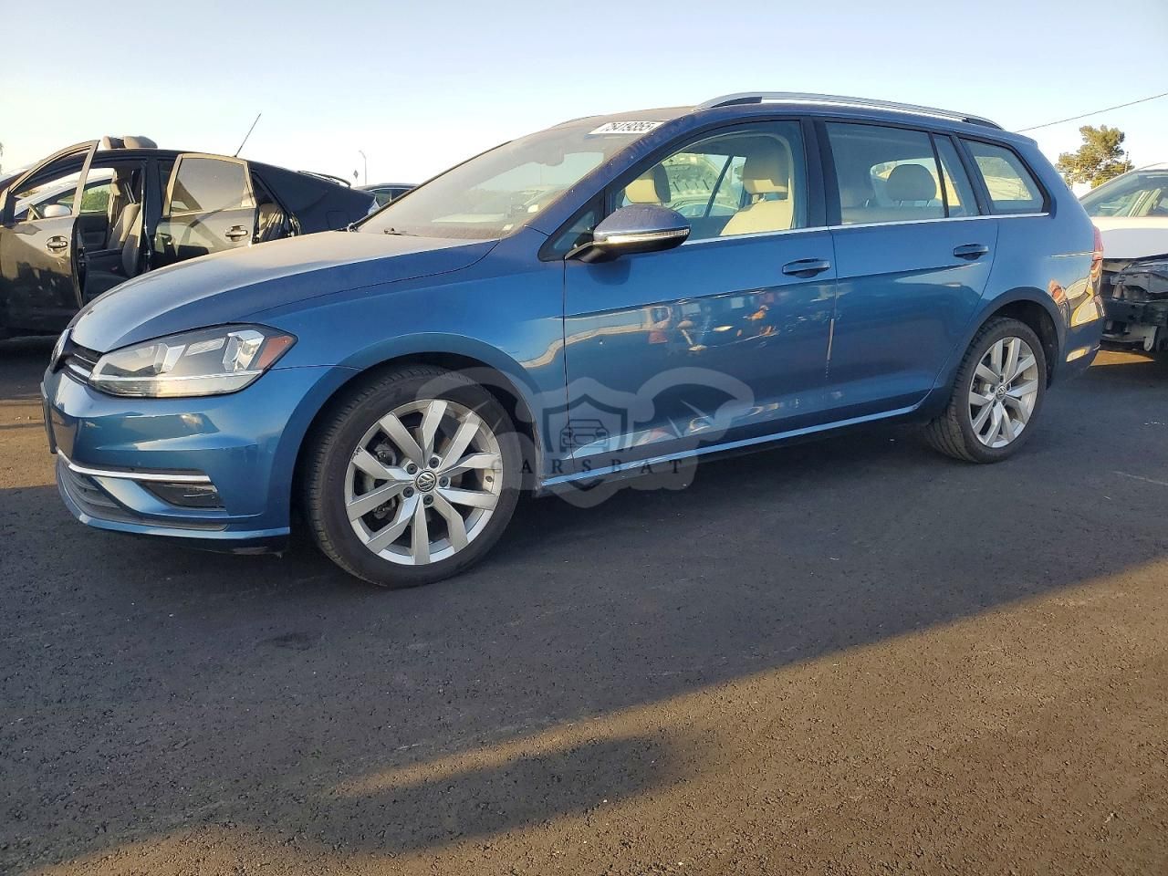 Volkswagen Golf Sportsvan SEL 1.8L 4 2018