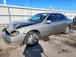 Toyota Camry LE 3.0L 6 2000