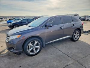 Toyota Venza LE 3.5L 6 2013