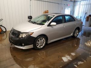 Toyota Corolla BASE 1.8L 4 2010