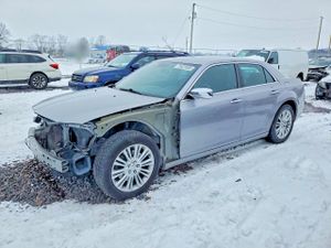Chrysler 300C 5.7L 8 2014
