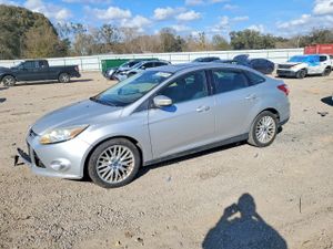 Ford Focus SEL 2.0L 4 2012
