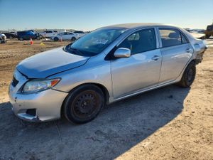 Toyota Corolla BASE 1.8L 4 2010