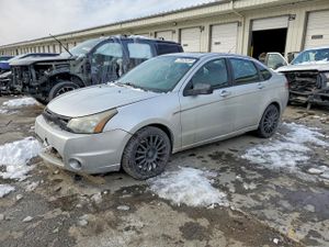 Ford Focus SES 2.0L 4 2010