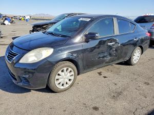 Nissan Versa S 1.6L 4 2013