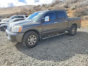 Nissan Titan XE 5.6L 8 2004
