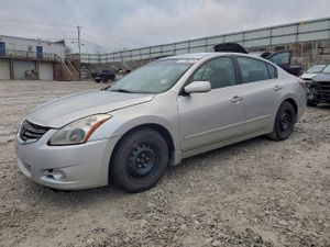 Nissan Altima BASE 2.5L 4 2010