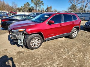 Jeep Cherokee LATITUDE 2.4L 4 2015