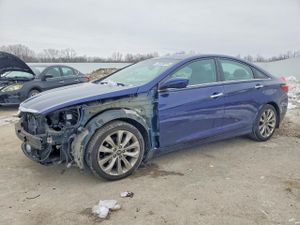 Hyundai Sonata SE 2.4L 4 2013