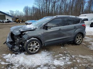 Ford Escape TITANIUM 2.0L 4 2015