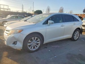 Toyota Venza LE 2.7L 4 2013
