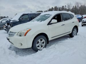 Nissan Rogue S 2.5L 4 2013