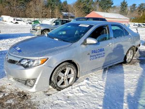 Toyota Camry L 2.5L 4 2013