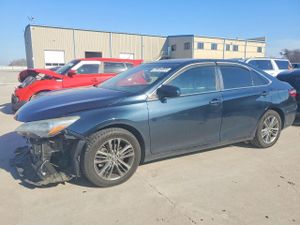 Toyota Camry LE 2.5L 4 2015