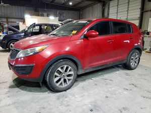 Kia Sportage LX 2.4L 4 2015