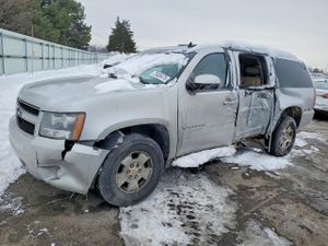 Chevrolet Suburban K1500 LT 5.3L 8 2010