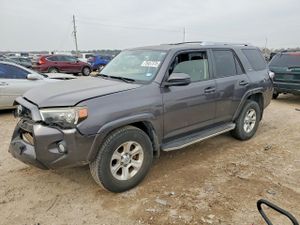 Toyota 4Runner SR5 4.0L 6 2015