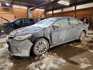 Toyota Avalon HYBRID 2.5L 4 2013