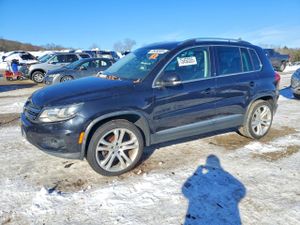 Volkswagen Tiguan S 2.0L 4 2013