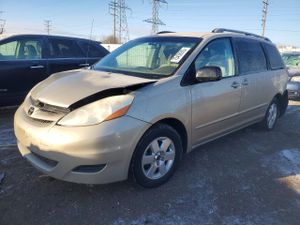 Toyota Sienna CE 3.5L 6 2008