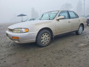 Toyota Camry DX 2.2L 4 1996