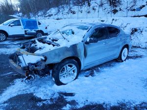 Dodge Avenger EXPRESS 2.4L 4 2011