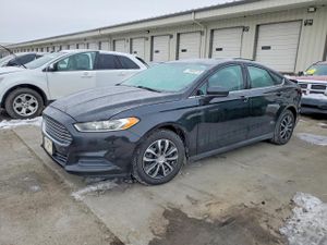 Ford Fusion S 2.5L 4 2013