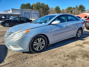 Hyundai Sonata GLS 2.4L 4 2013