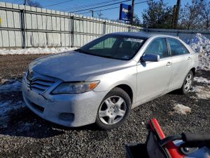Toyota Camry BASE 2.5L 4 2010