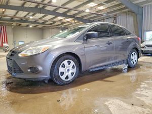 Ford Focus S 2.0L 4 2012