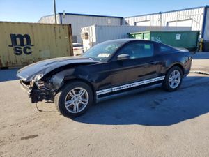 Ford Mustang 3.7L 6 2012