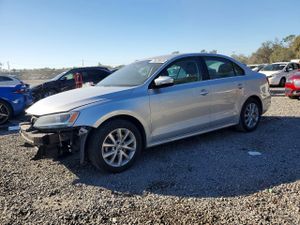 Volkswagen Jetta SE 1.8L 4 2014