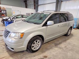 Chrysler Town & Country TOURING 3.8L 6 2010
