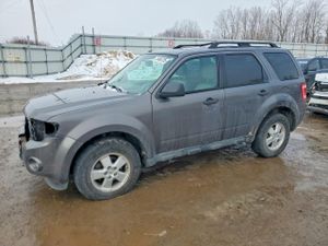 Ford Escape XLT 2.5L 4 2012
