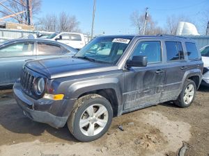 Jeep Patriot LATITUDE 2.0L 4 2015