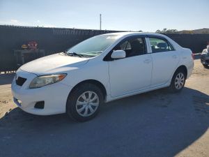 Toyota Corolla BASE 1.8L 4 2010