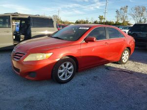 Toyota Camry BASE 2.5L 4 2011