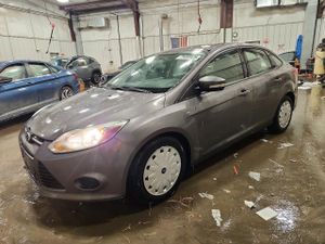 Ford Focus SE 2.0L 4 2014