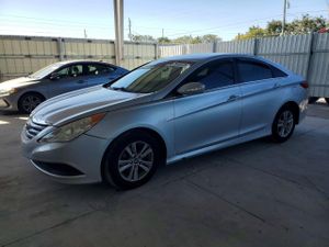 Hyundai Sonata GLS 2.4L 4 2014