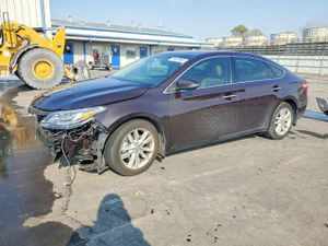Toyota Avalon BASE 3.5L 6 2013