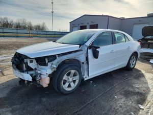 Chevrolet Malibu LS 2.5L 4 2014